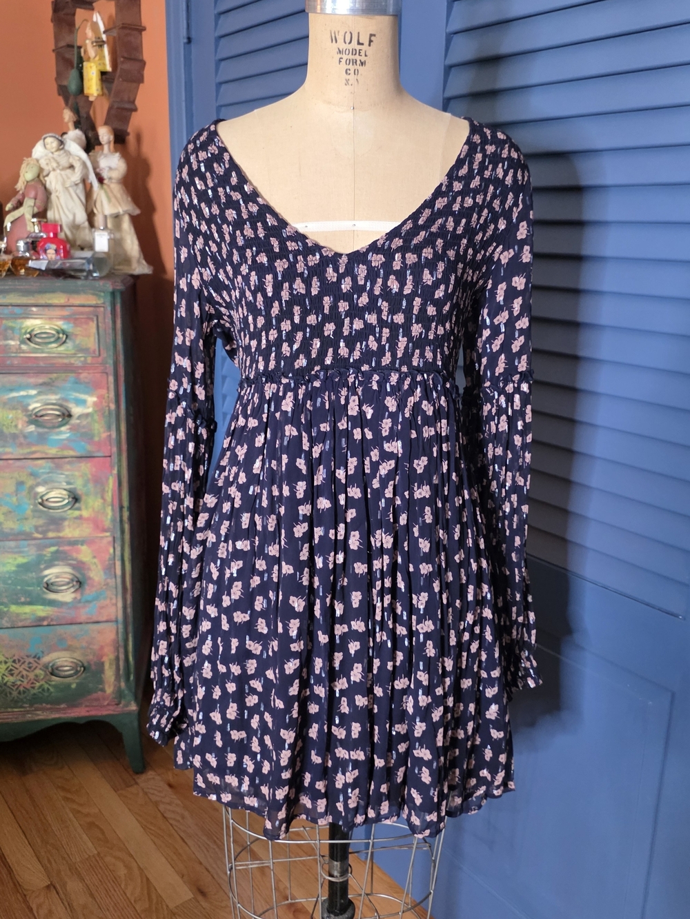 Free People Smocked Boho Floral Dress Navy Lavender Pink Size Large